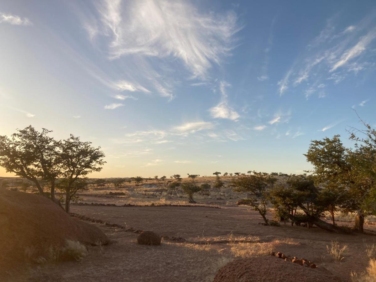 Ozohere Campsite And Himba Village Uis Екстериор снимка