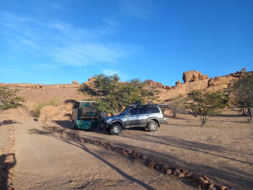 Ozohere Campsite And Himba Village Uis Екстериор снимка